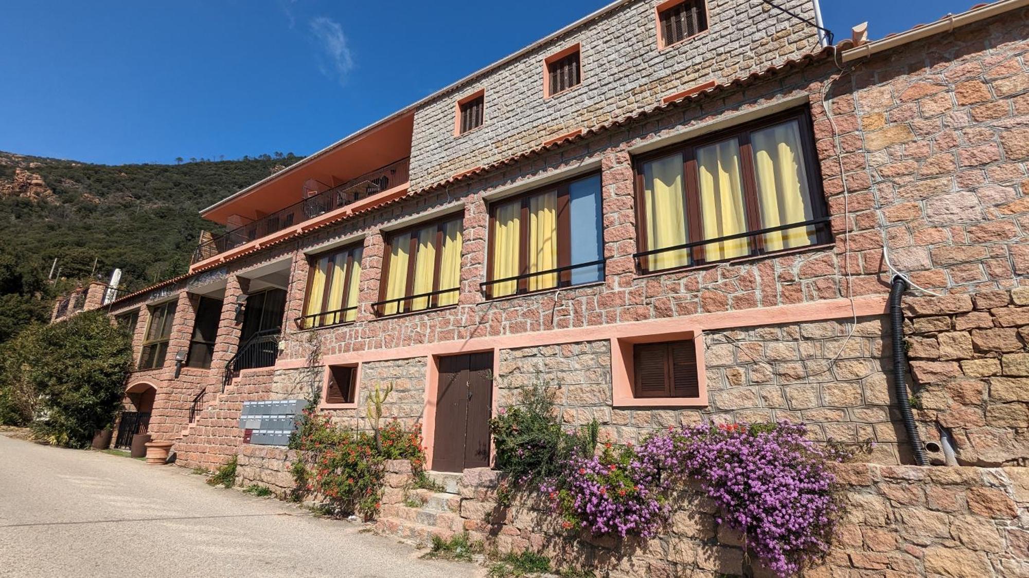 Le Porto T3 55M2 Vue Mer Immeuble Traditionnel En Pierre De Taille Avec Prestations Exceptionnelles Barbecue Ordinateur Videosurveillance Terrasse Panoramique Exteriér fotografie